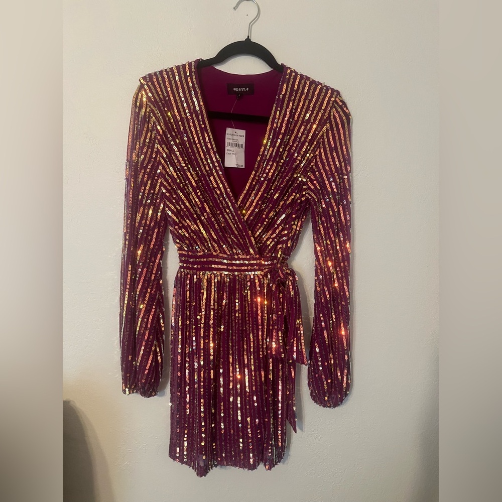 4SI3NNA Pink and Gold Sequin Long Sleeve Dress